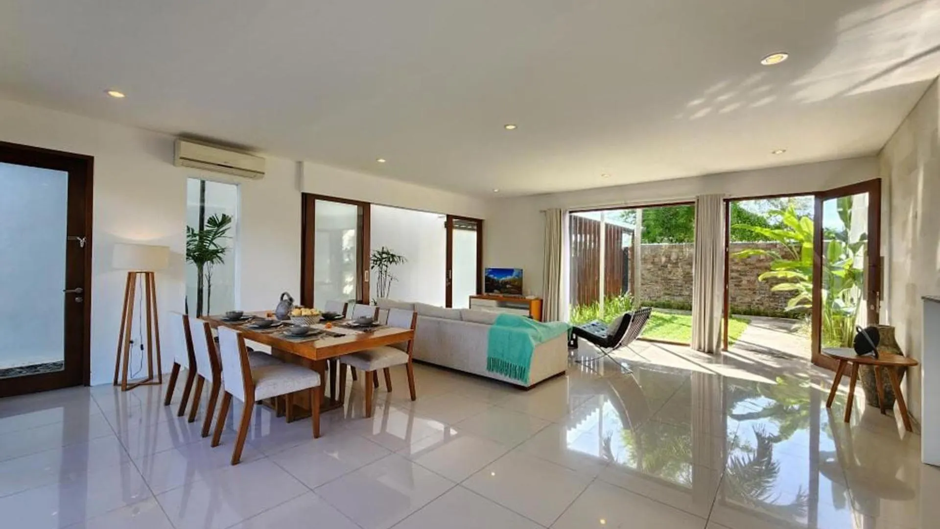 Villa Abigail Seminyak By Nagisa Bali Indonesia