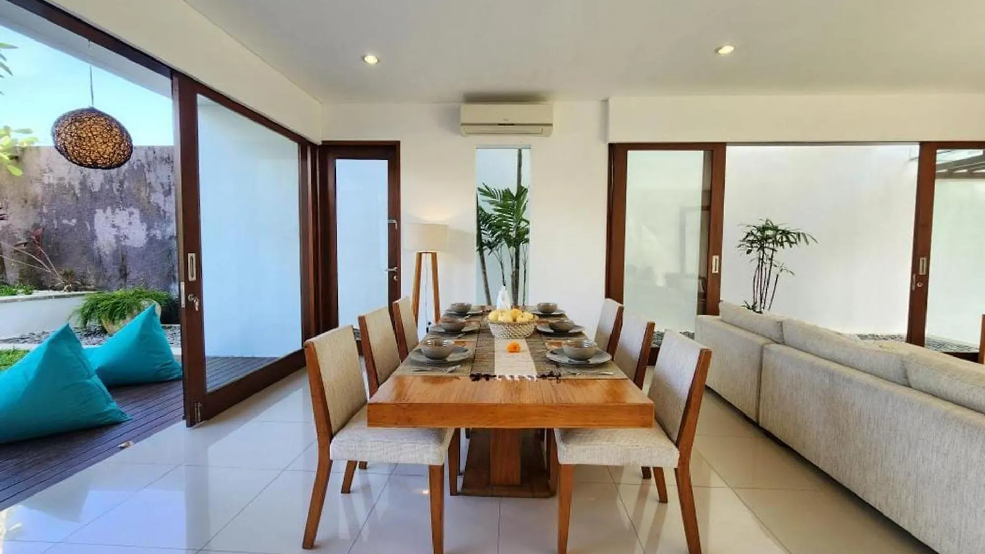 Villa Abigail Seminyak By Nagisa Bali 0*, Seminyak (Bali)